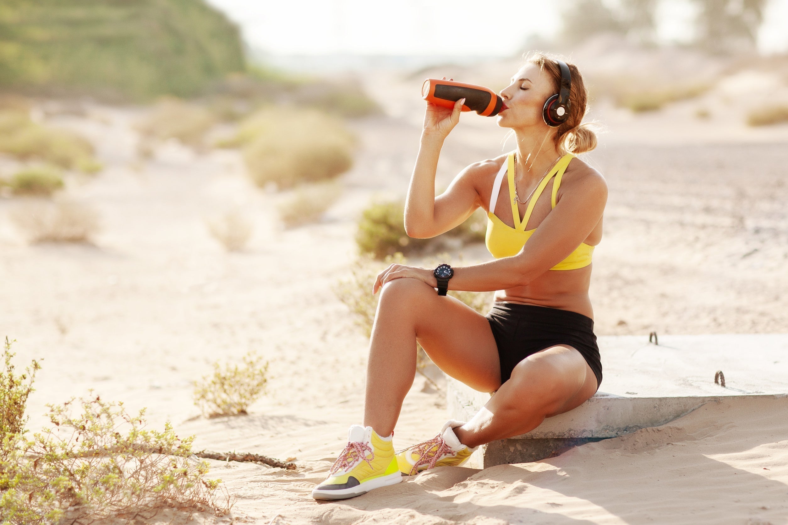 Genius Trainer fitness watch USA designed to track daily nutrition